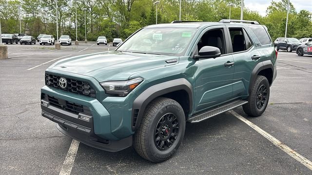 New 2026 Toyota 4Runner TRD Off-Road Premium AWD/4WD image 3