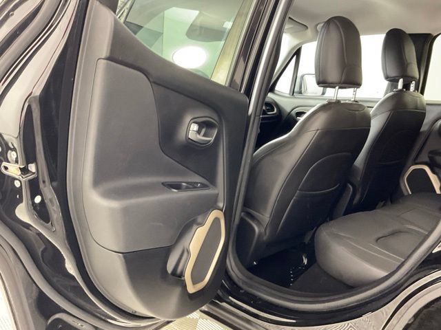 Used 2017 Jeep Renegade Limited AWD/4WD image 11