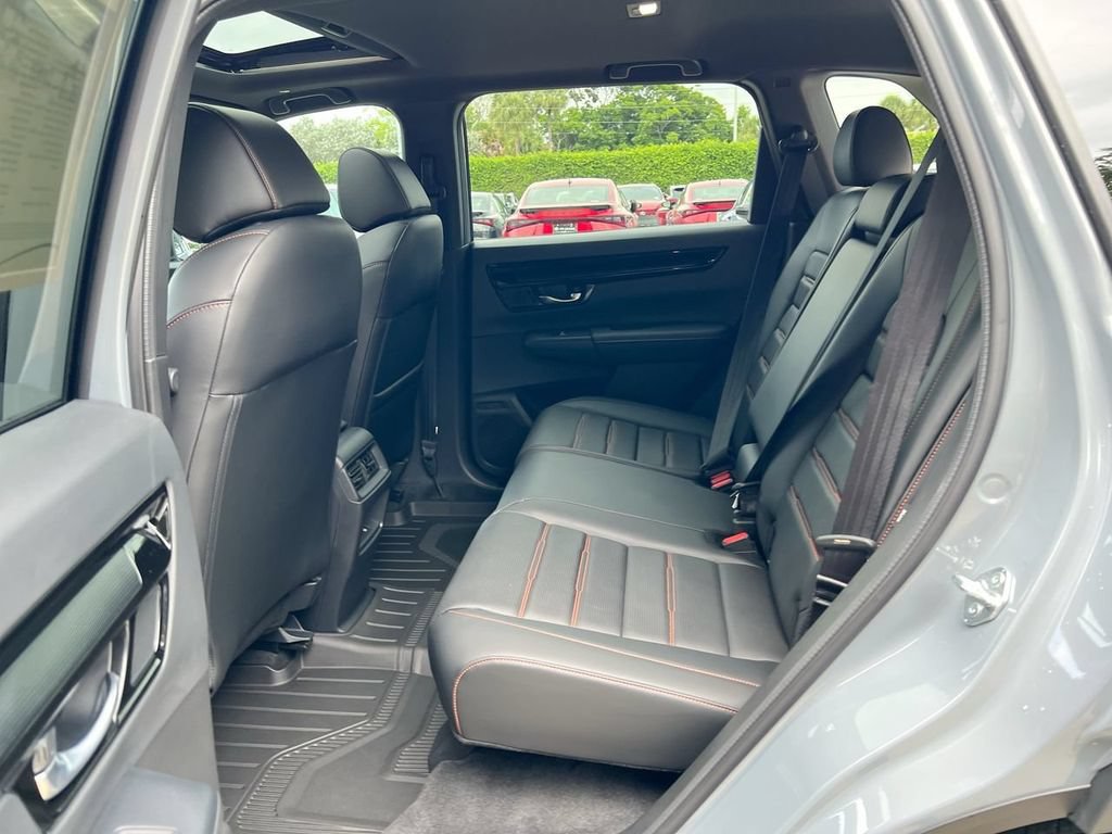 Used 2025 Honda CR-V Sport Touring image 19