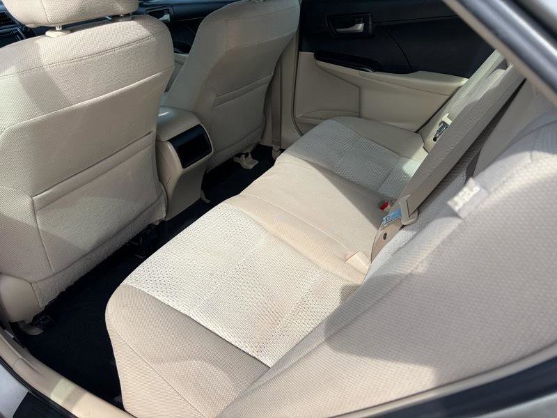 Used 2014 Toyota Camry LE FWD image 8