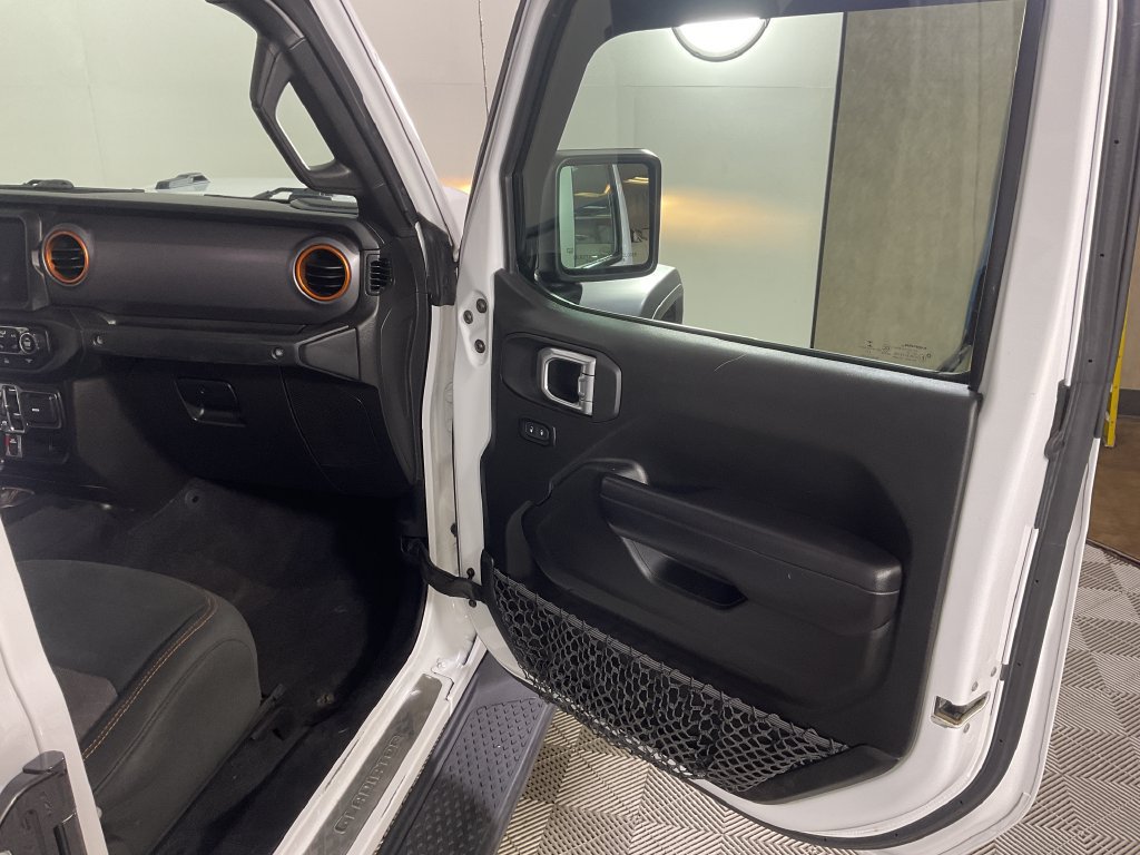 Used 2021 Jeep Gladiator Mojave AWD/4WD image 17