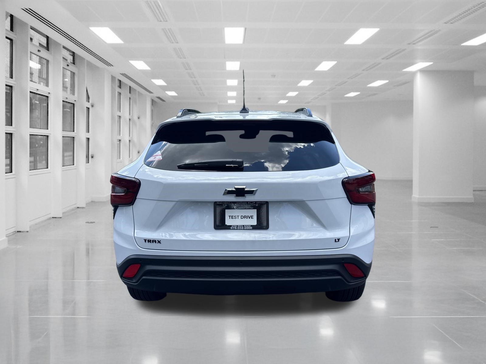New 2026 Chevrolet Trax LT w/ Driver Confidence Package FWD image 6