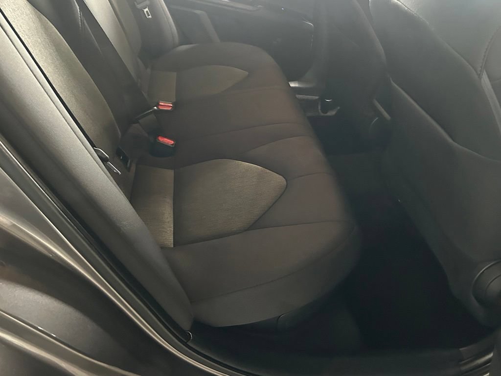 Used 2020 Toyota Camry LE FWD image 41