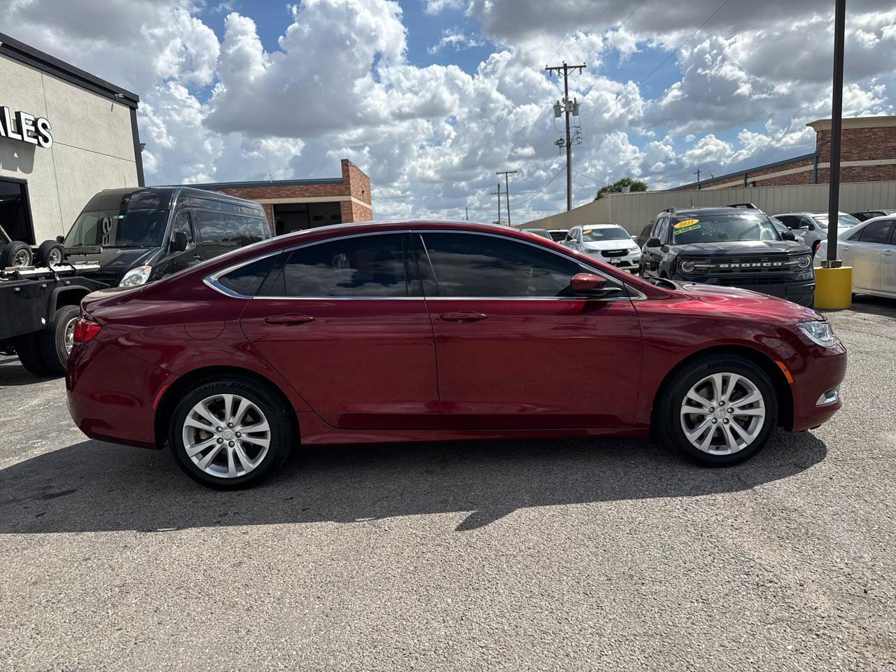 Used 2015 Chrysler 200 Limited w/ Convenience Group FWD image 5