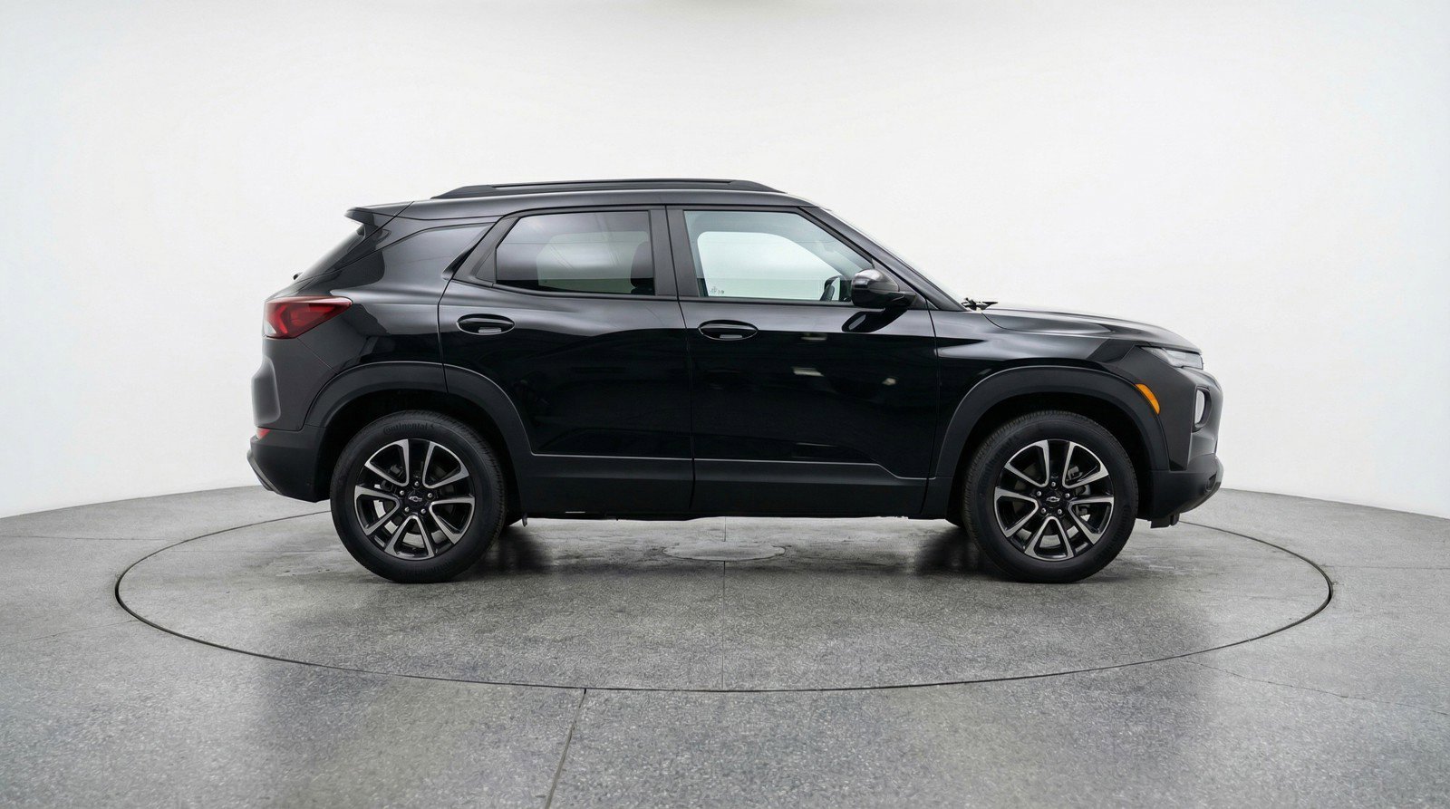 Used 2025 Chevrolet TrailBlazer LT image 11