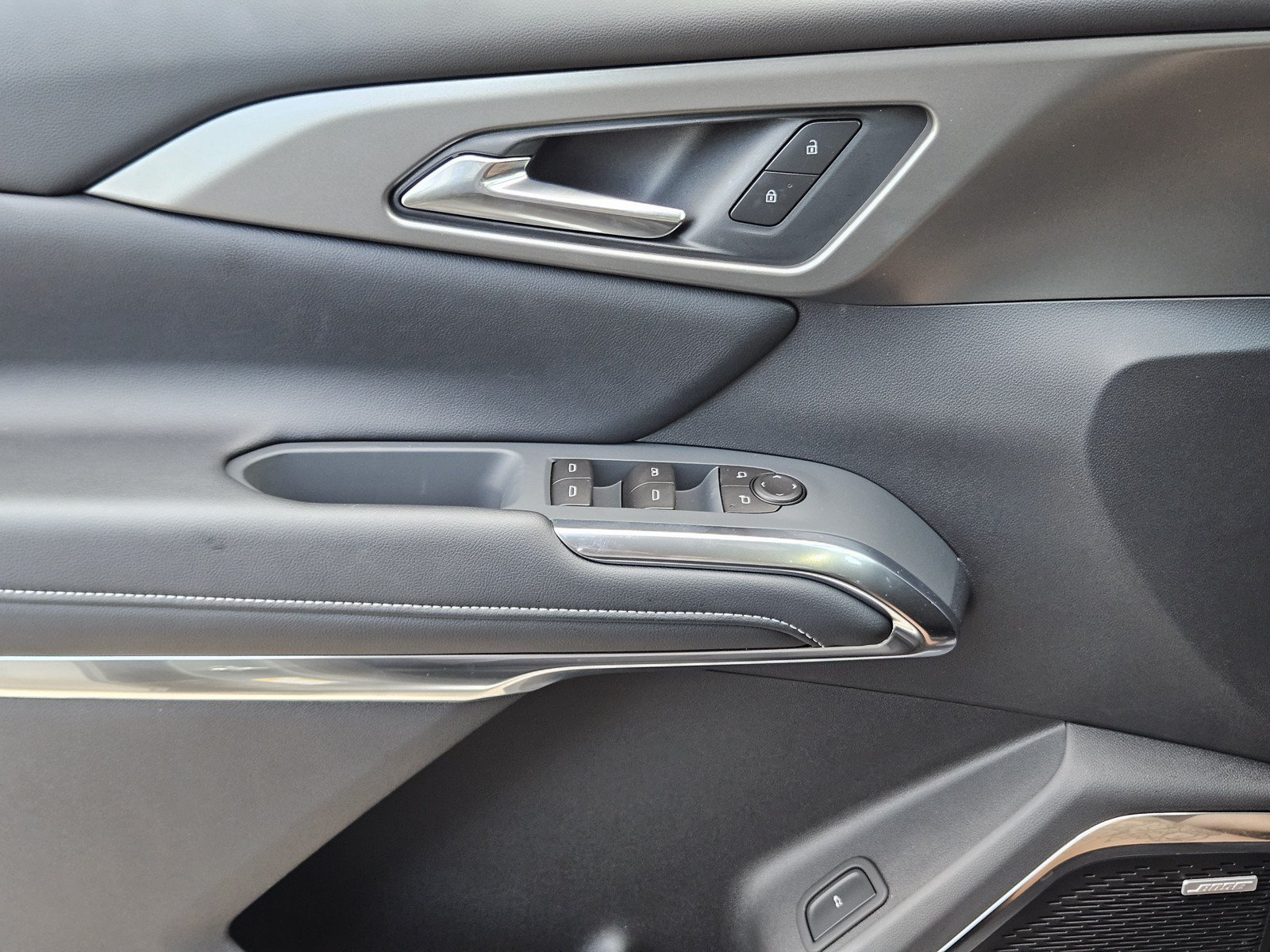New 2027 Chevrolet Traverse LT w/ Enhanced Driving Package FWD image 16
