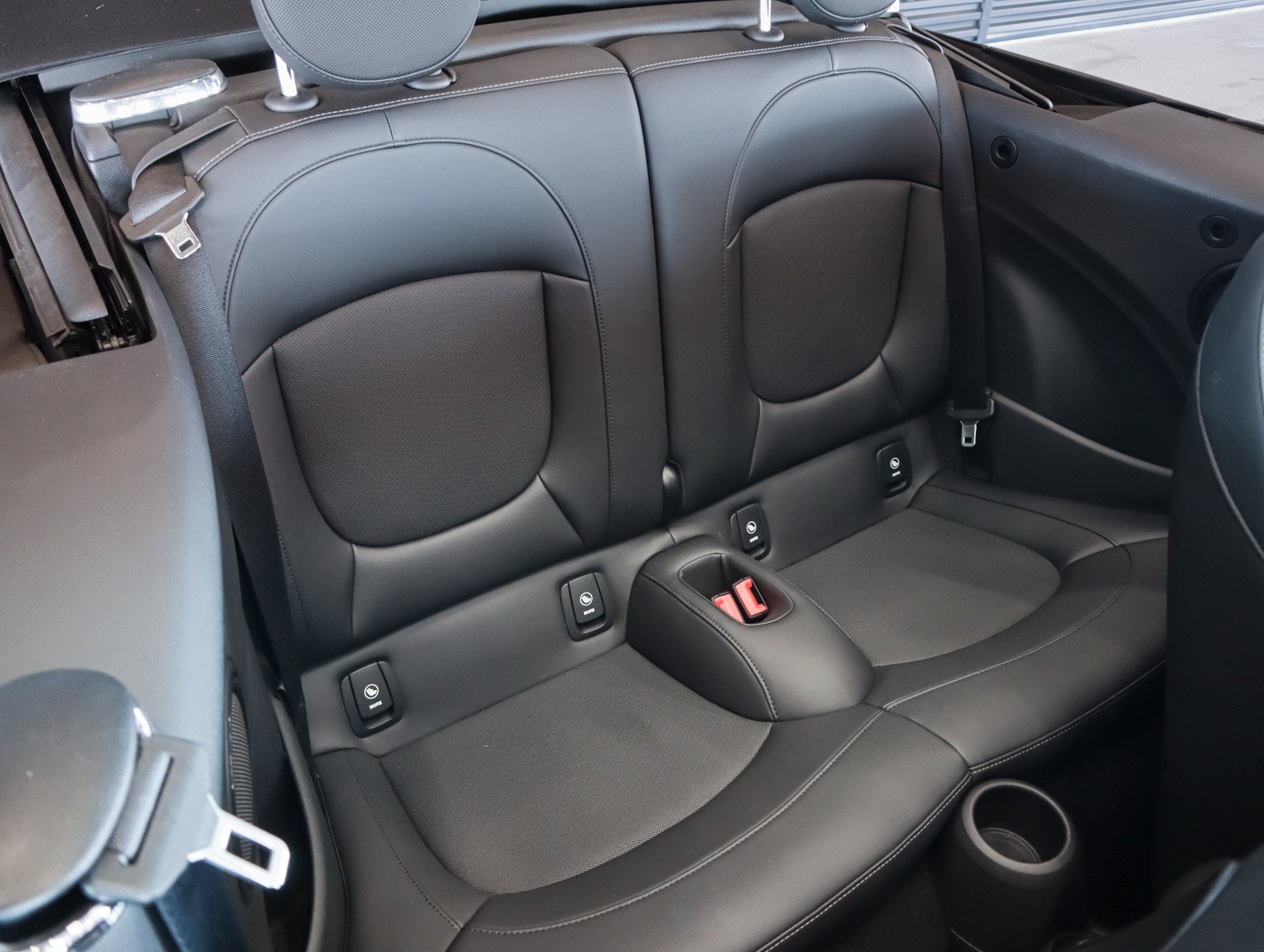 Used 2022 MINI Cooper S FWD image 12