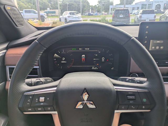 Used 2025 Mitsubishi Outlander SEL FWD image 29