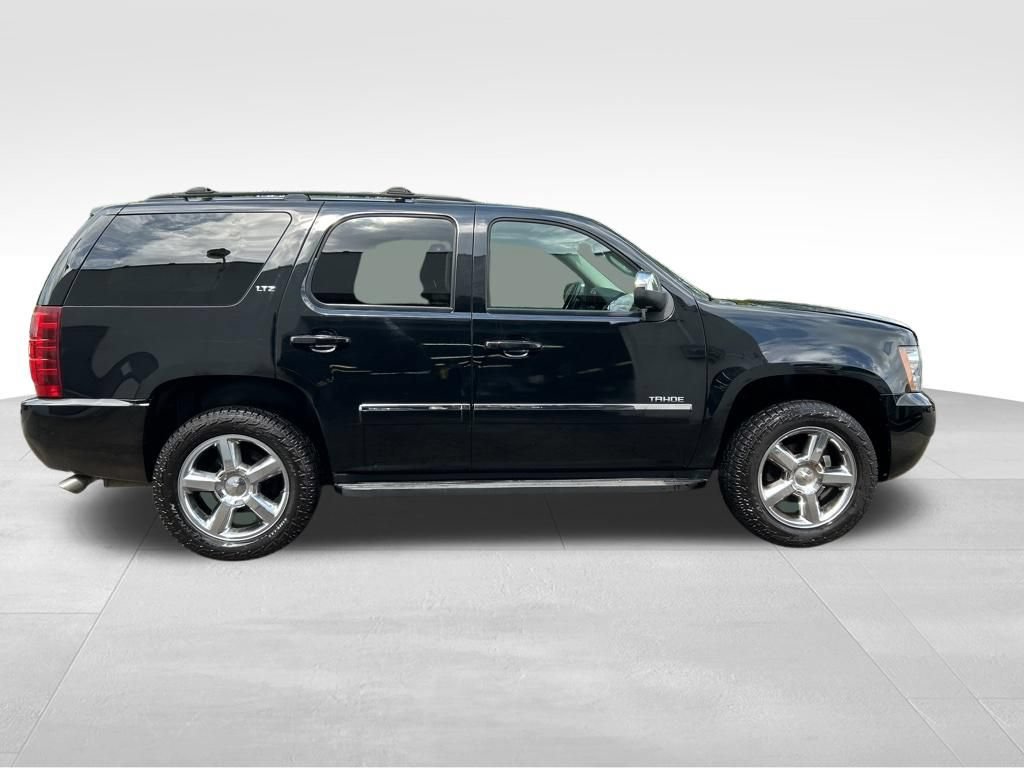 Used 2013 Chevrolet Tahoe LTZ AWD/4WD image 10