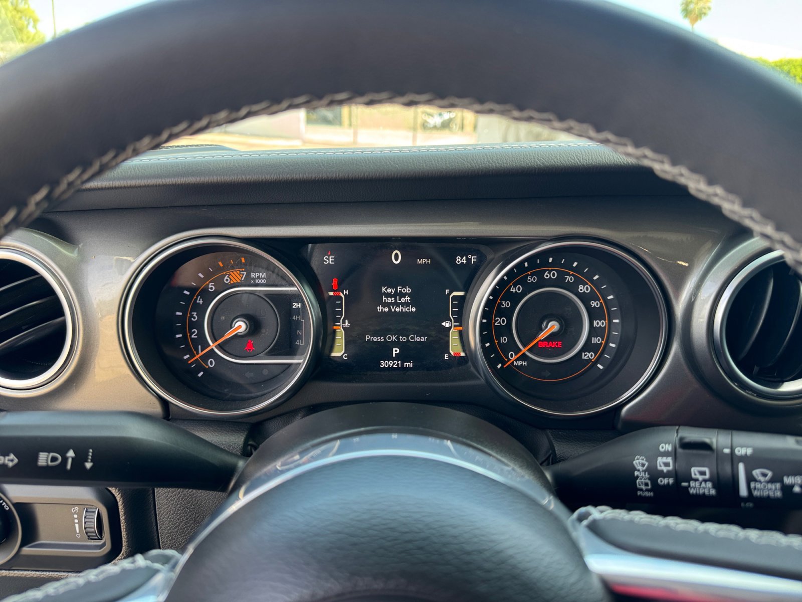 Used 2023 Jeep Wrangler Unlimited Sahara AWD/4WD image 10