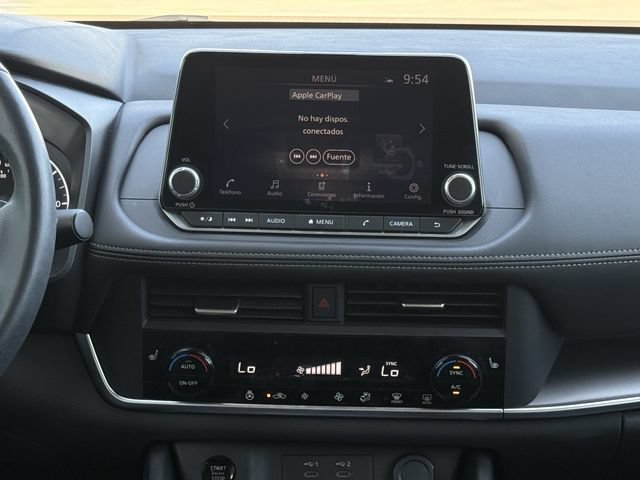 Used 2024 Nissan Rogue SV w/ SV Premium Package FWD image 16