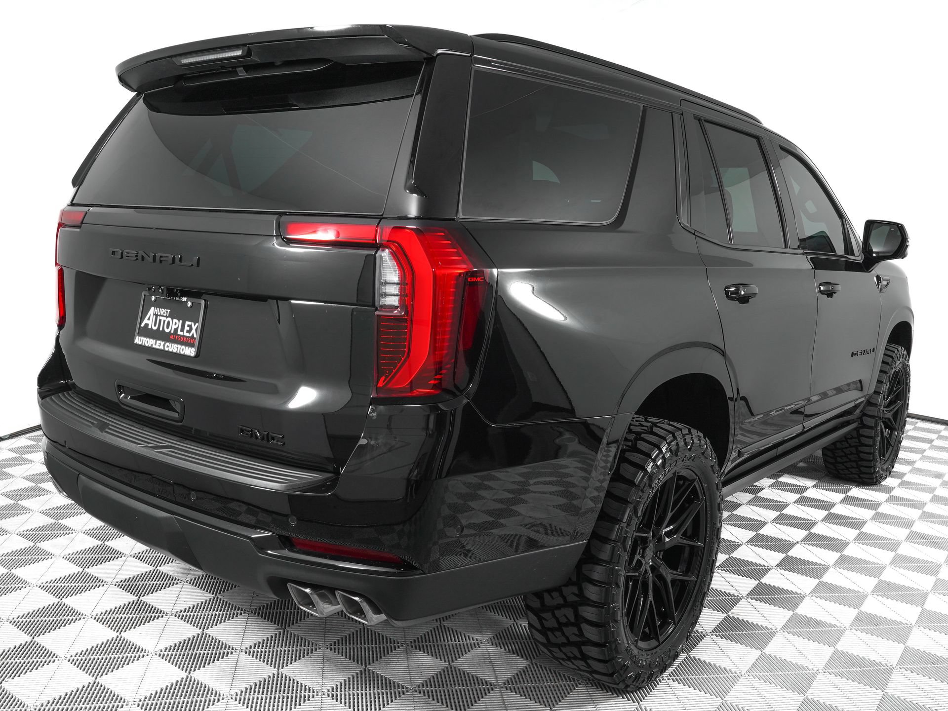Used 2026 GMC Yukon Denali w/ Denali Reserve Package AWD/4WD image 5