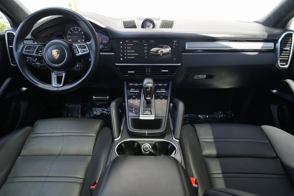 Used 2022 Porsche Cayenne Turbo image 44
