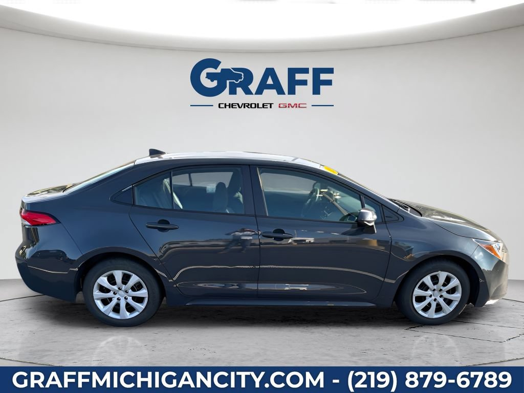 Used 2025 Toyota Corolla LE FWD image 6