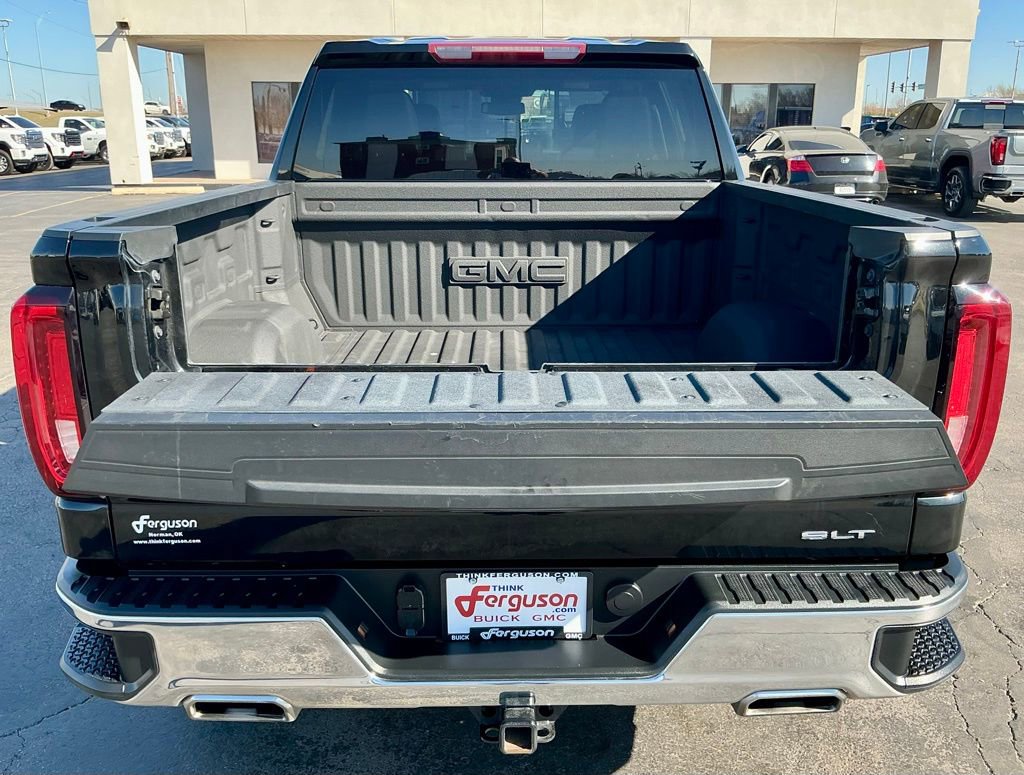 Used 2022 GMC Sierra 1500 SLT image 17