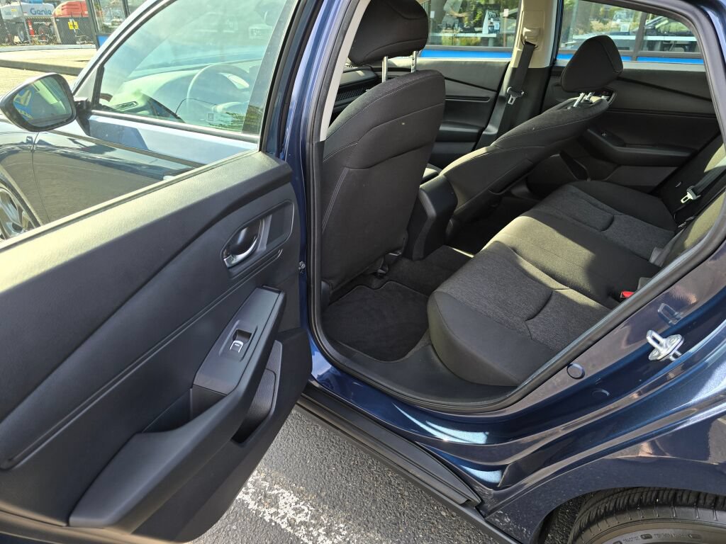 Certified 2023 Honda Accord EX image 11