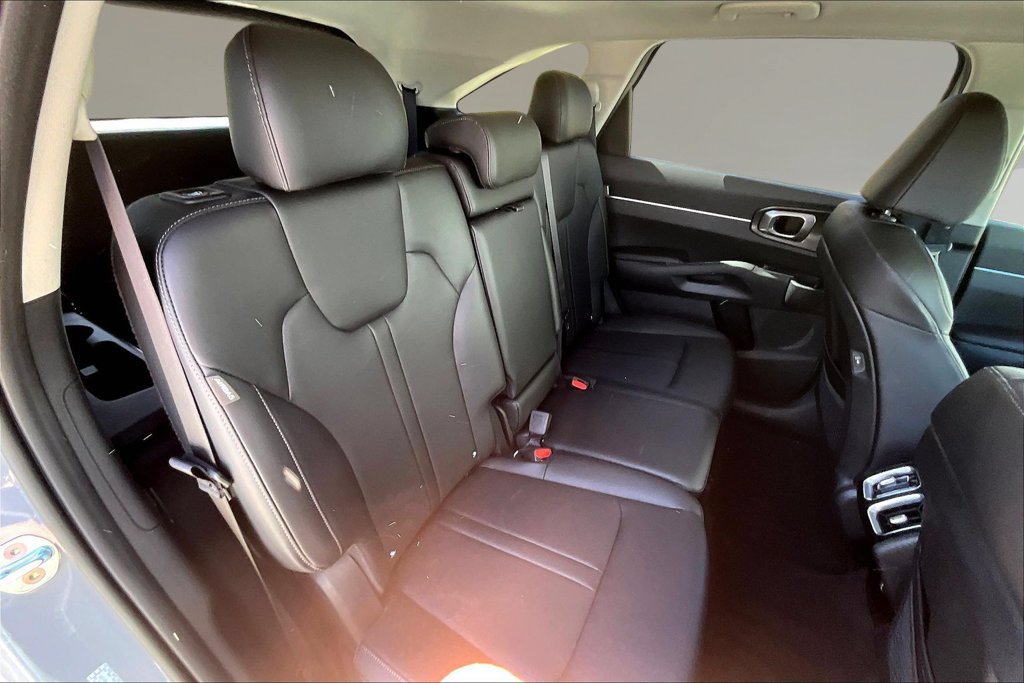 New 2026 Kia Sorento S w/ S Panoramic Sunroof Package FWD image 9