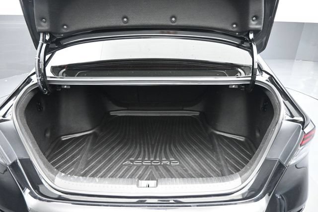 Used 2023 Honda Accord EX image 15
