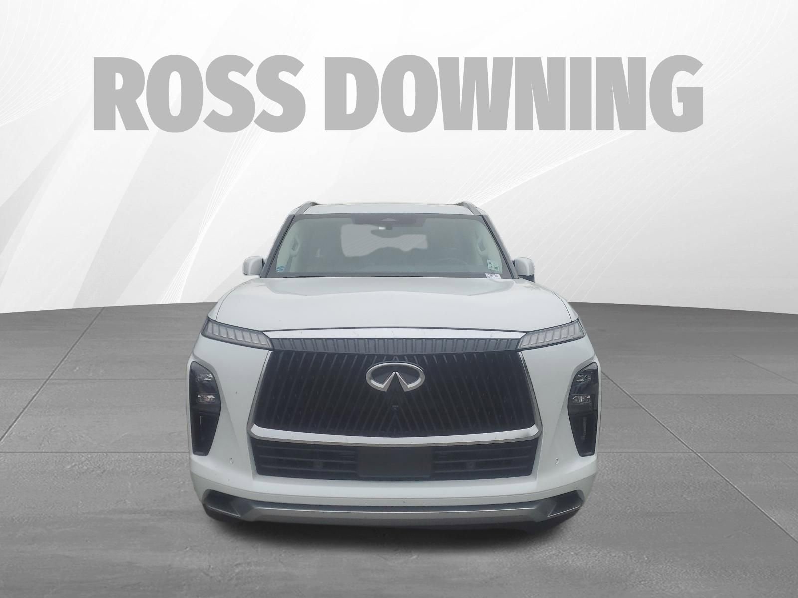 Used 2025 INFINITI QX80 Sensory AWD/4WD image 2