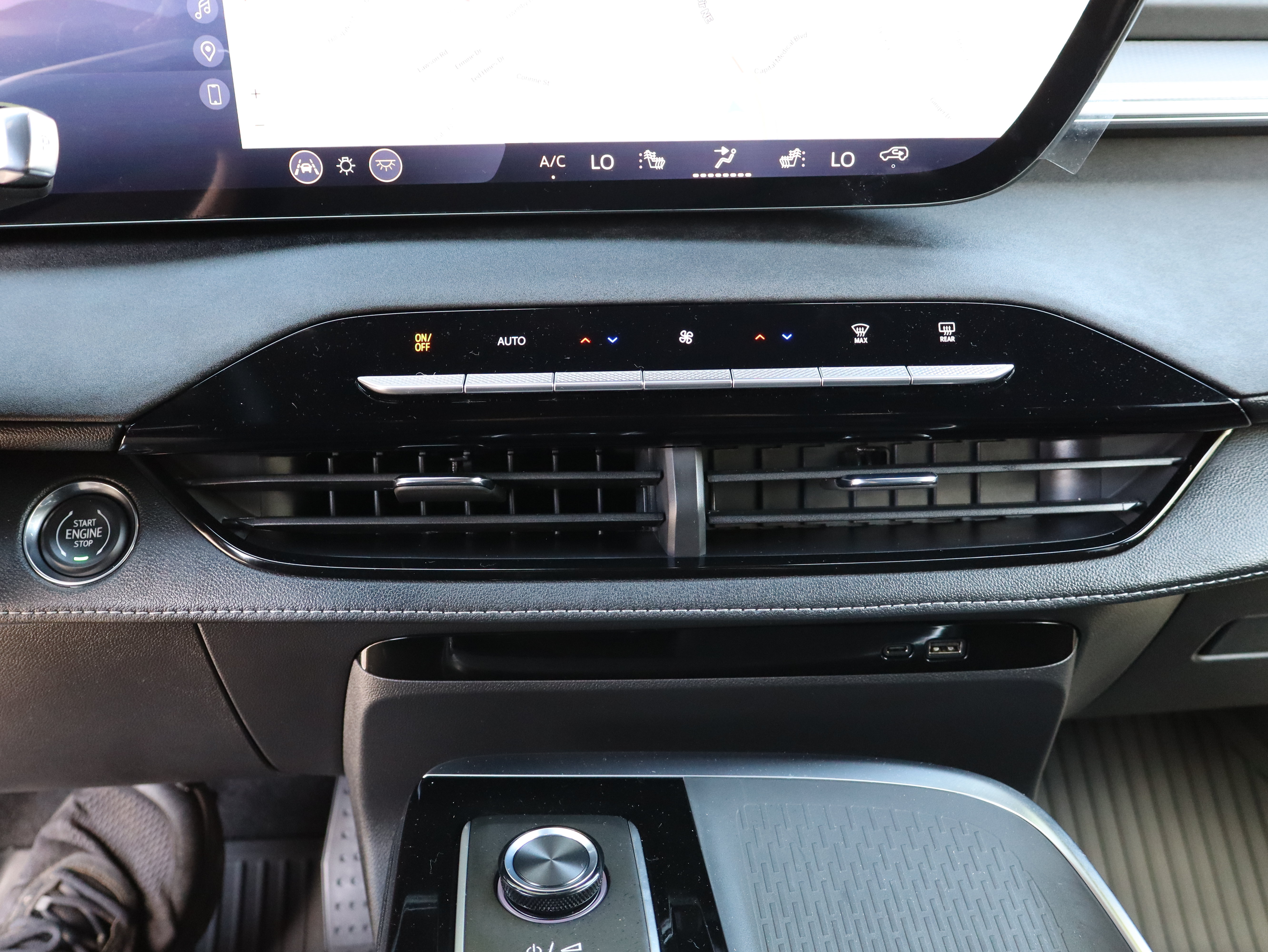 New 2027 Buick Enclave Sport Touring w/ Power Package FWD image 40