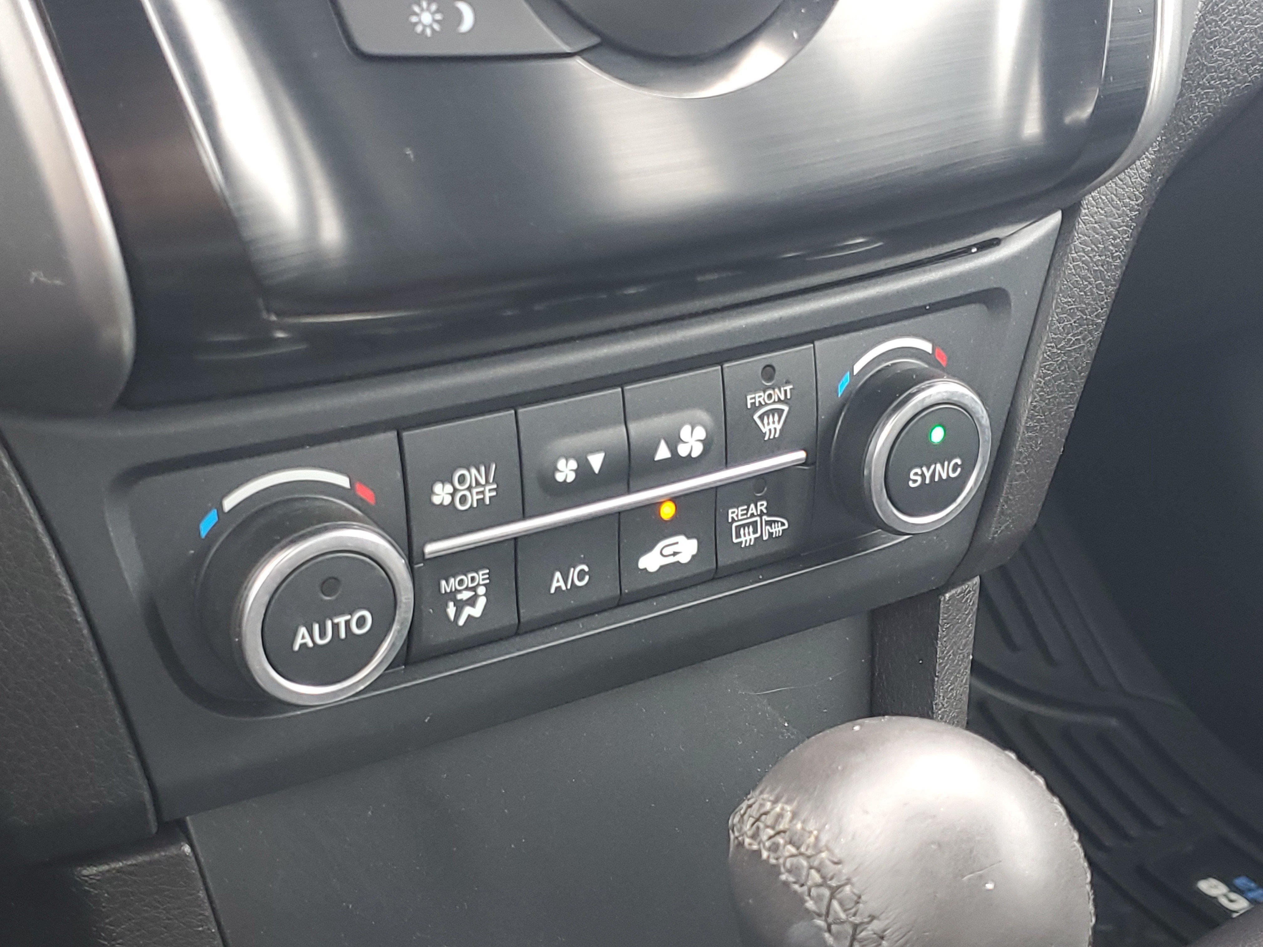 Used 2020 Acura ILX FWD image 29