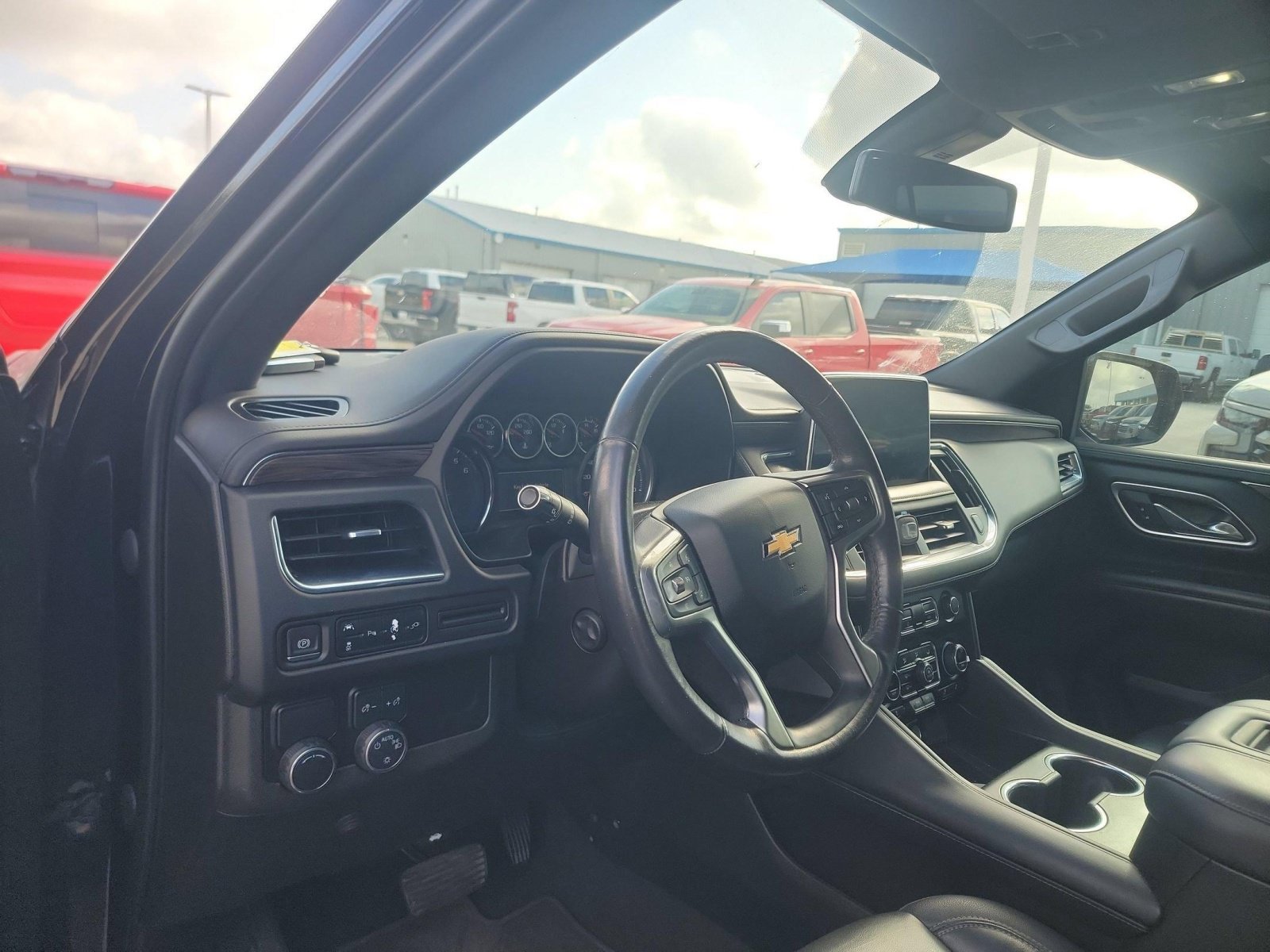 Used 2021 Chevrolet Tahoe LT w/ LT Signature Plus Package RWD image 7