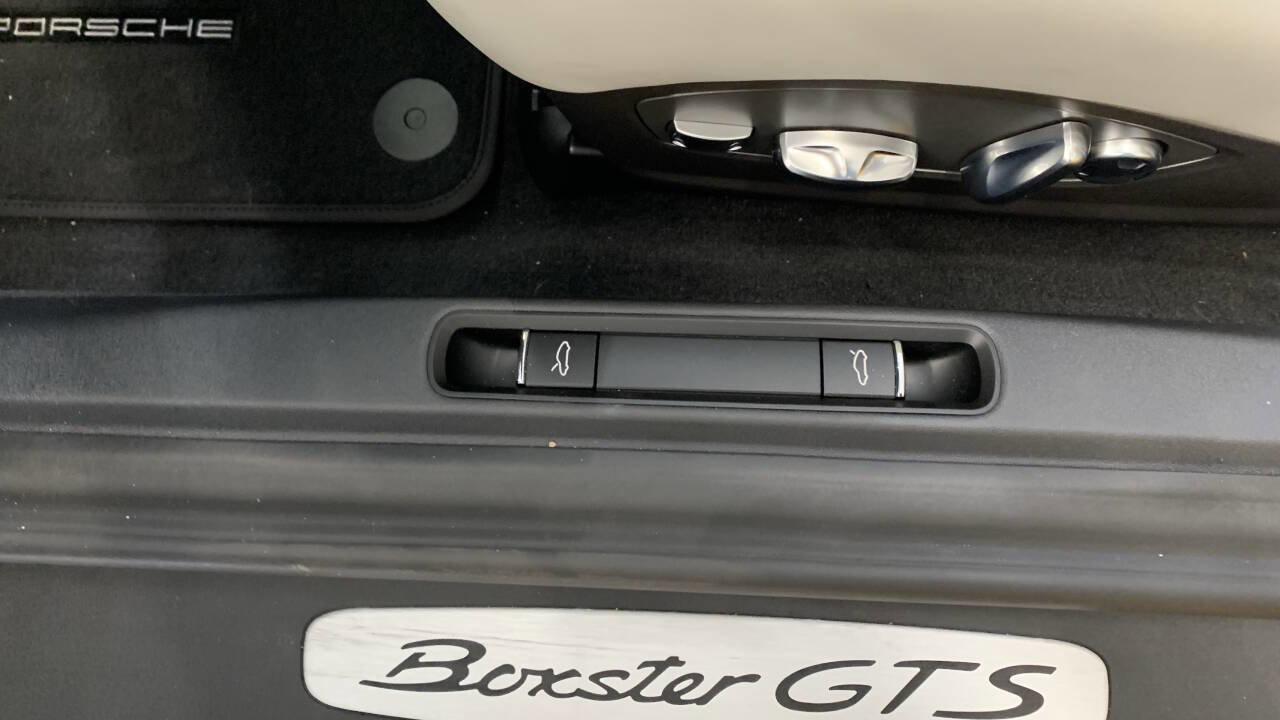 Used 2025 Porsche 718 Boxster GTS image 18