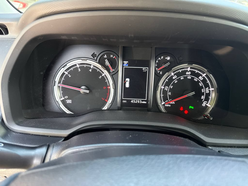 Used 2020 Toyota 4Runner Limited RWD image 12