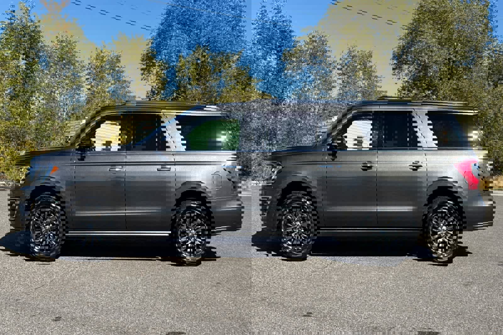 Certified 2021 Ford Expedition Max Limited image 5