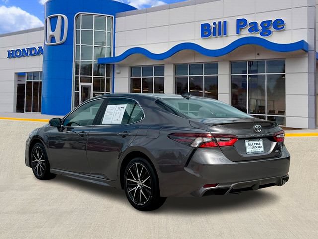Used 2023 Toyota Camry SE FWD image 6
