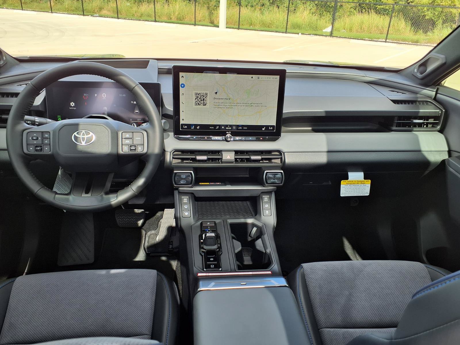 New 2026 Toyota RAV4 XSE w/ Panoramic Sun Roof Package AWD/4WD image 11