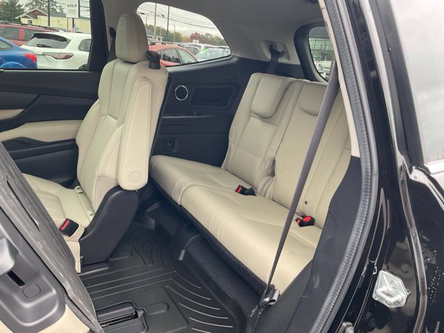 Certified 2026 Subaru Ascent Limited AWD/4WD image 19