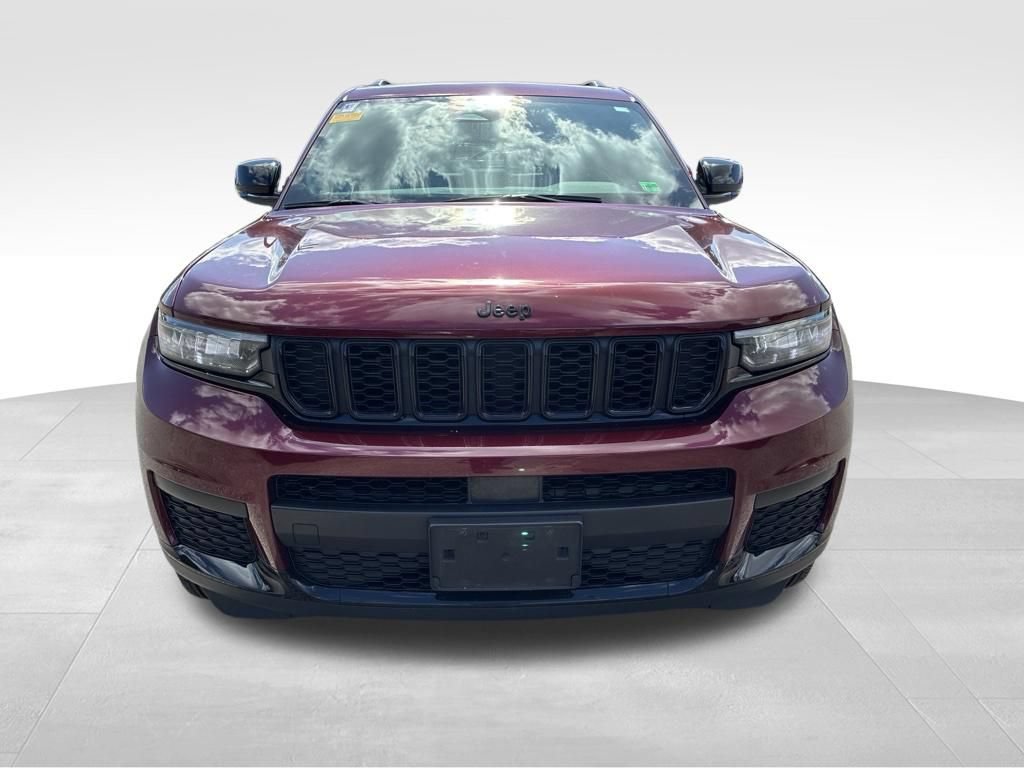 Used 2024 Jeep Grand Cherokee L Laredo AWD/4WD image 9