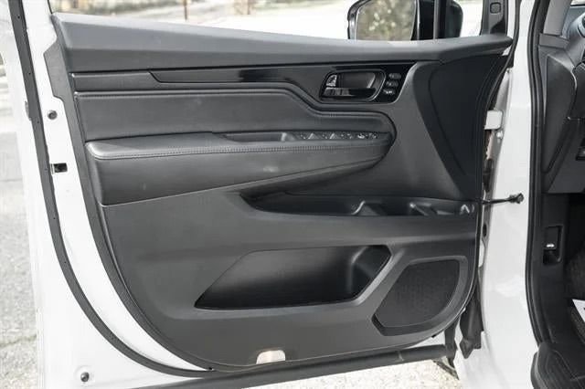 Used 2023 Honda Odyssey Elite image 22