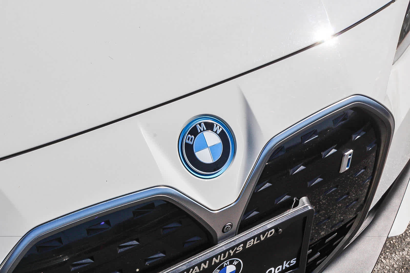 Certified 2023 BMW i4 eDrive35 w/ Premium Package RWD image 11