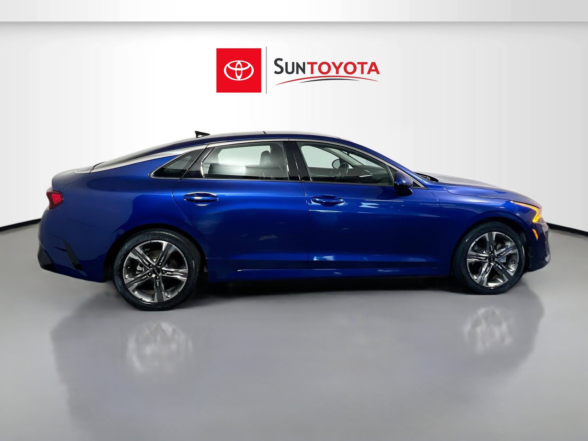 Used 2024 Kia K5 EX FWD image 2