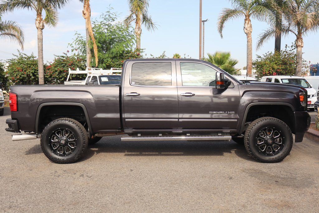 Used 2016 GMC Sierra 2500 Denali w/ Duramax Plus Package image 11