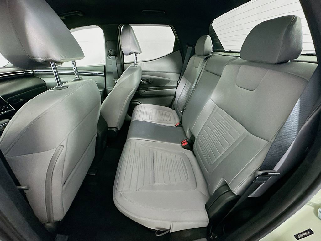 Used 2024 Hyundai Santa Cruz SEL image 31