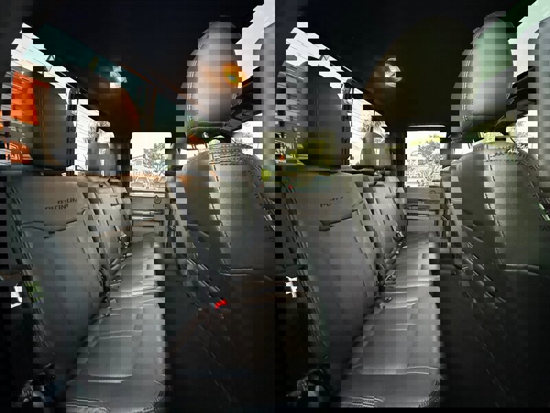 Used 2015 Ford F250 Platinum w/ FX4 Off-Road Package AWD/4WD image 43