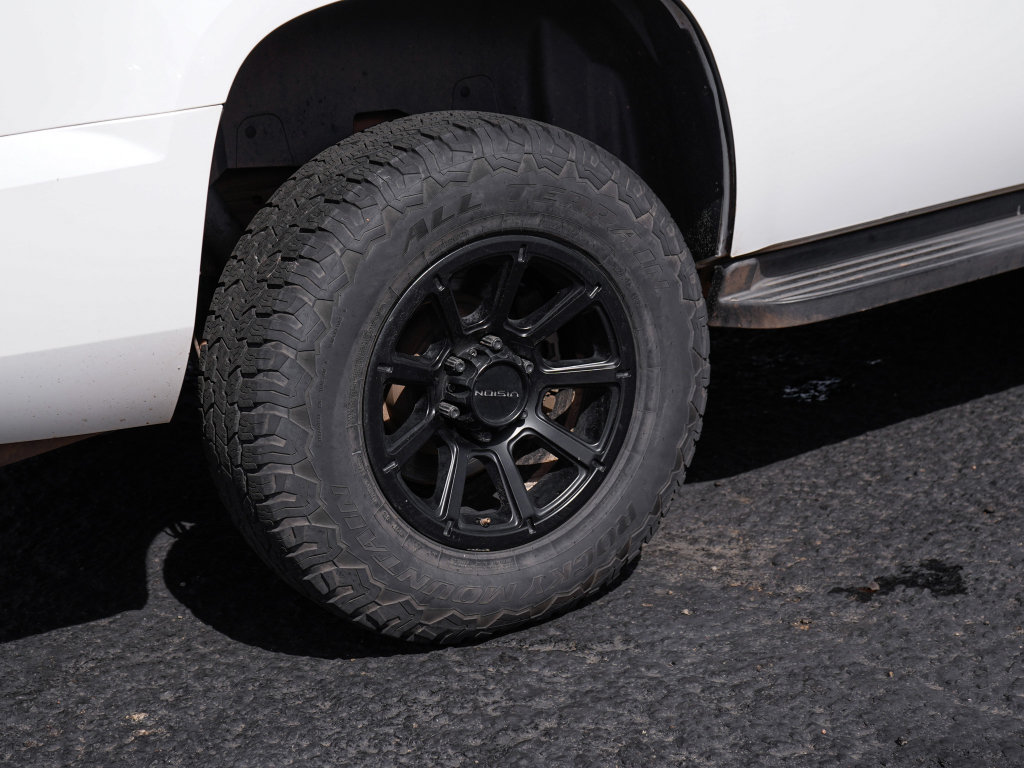 Used 2014 Chevrolet Tahoe LT w/ All-Star Edition AWD/4WD image 10