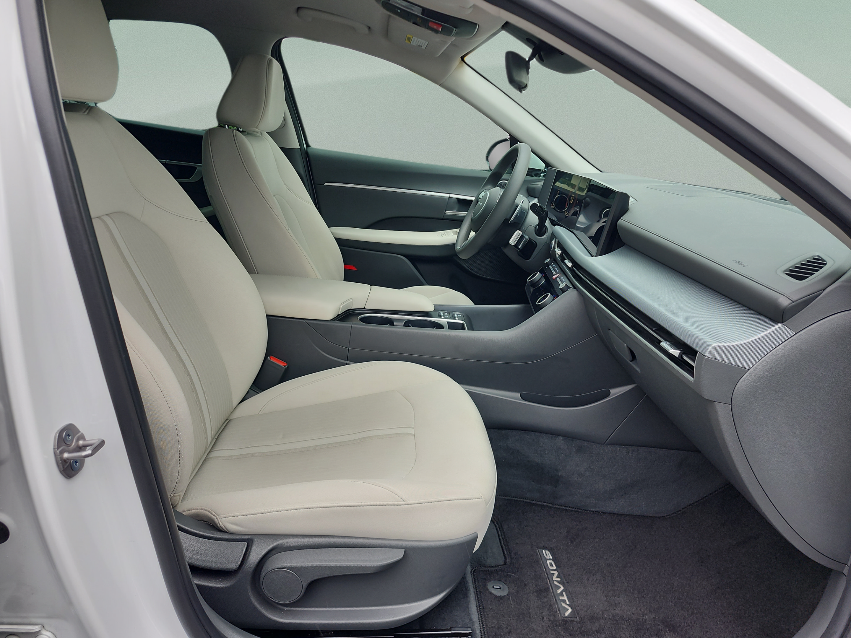 Certified 2024 Hyundai Sonata SEL FWD image 19