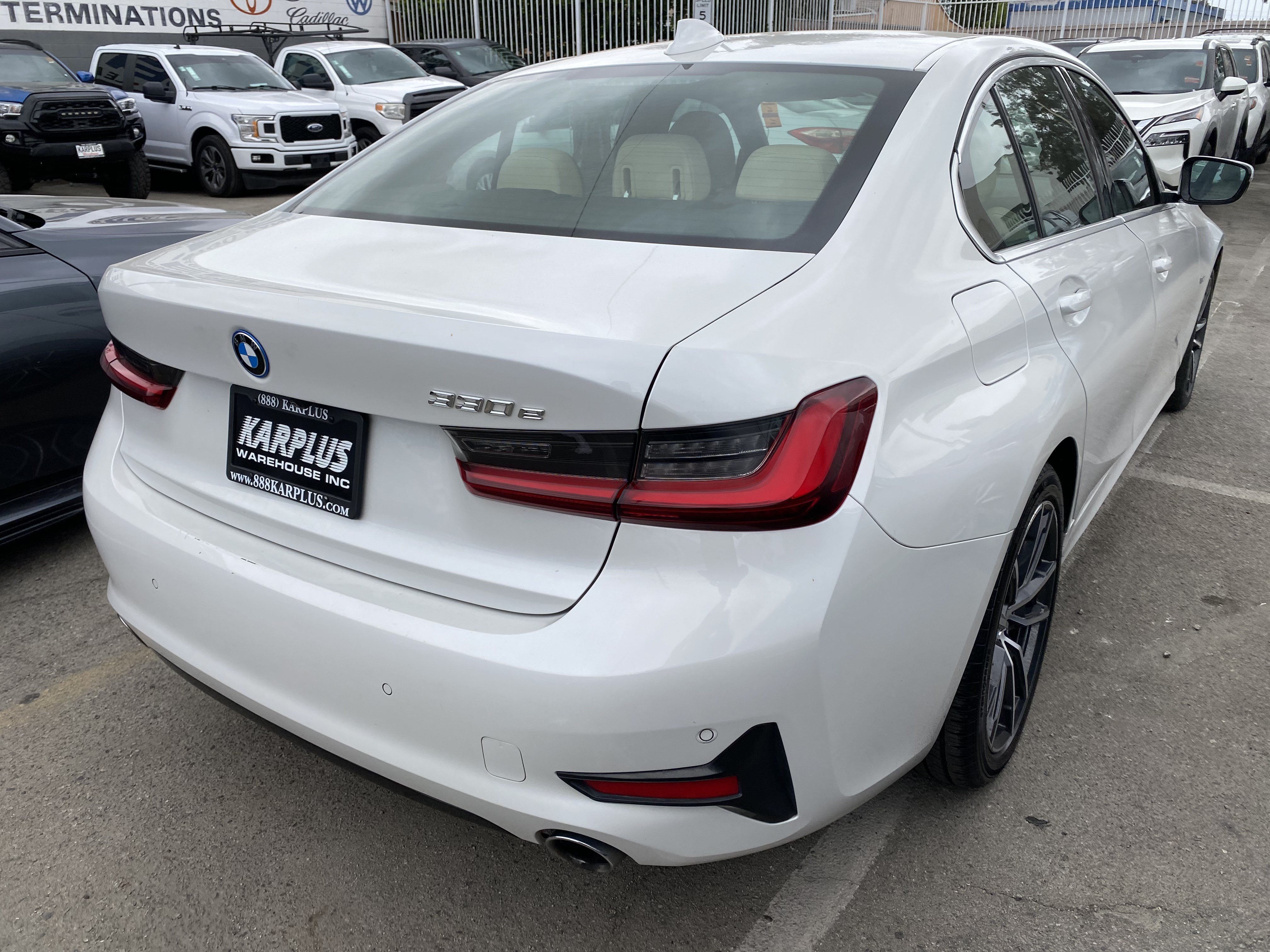 Used 2022 BMW 330e w/ Driving Assistance Package RWD image 8