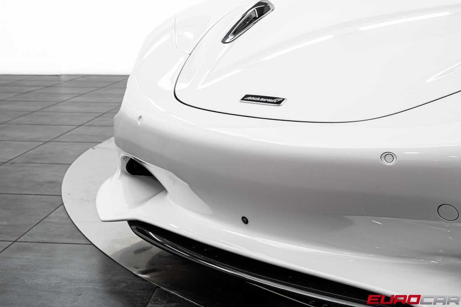 Used 2024 McLaren 750S Spider image 14