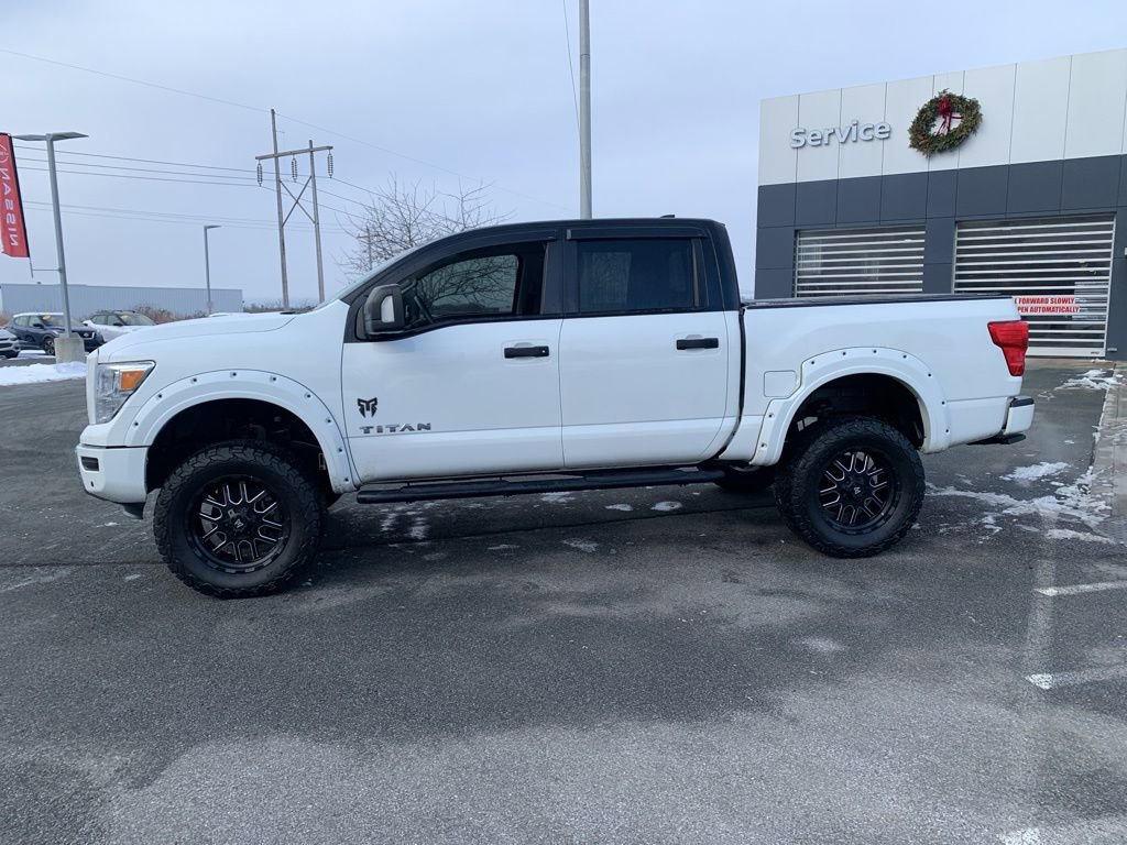 Certified 2023 Nissan Titan SV w/ SV Convenience Package image 4