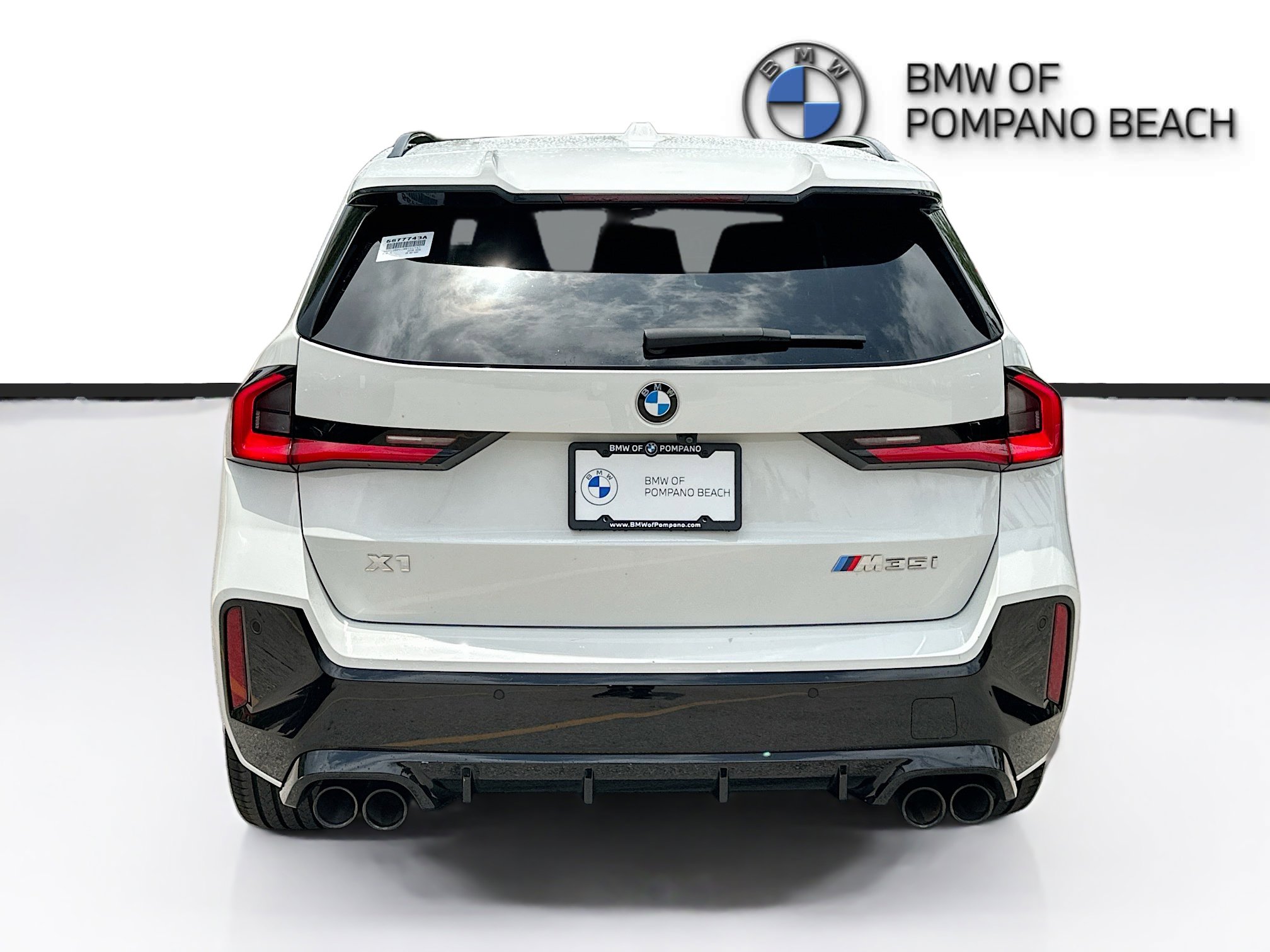 Used 2024 BMW X1 M35i w/ Shadowloine Package AWD/4WD image 6