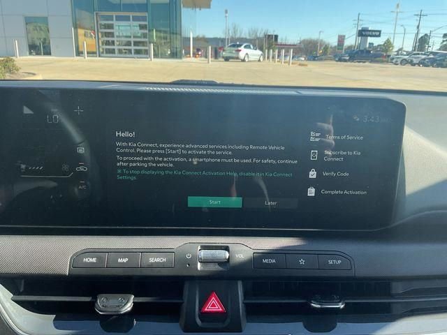Used 2025 Kia K4 EX image 22