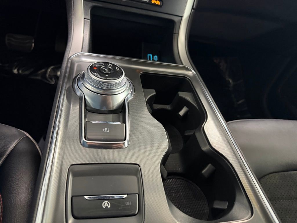 Used 2022 Ford Edge ST-Line image 5