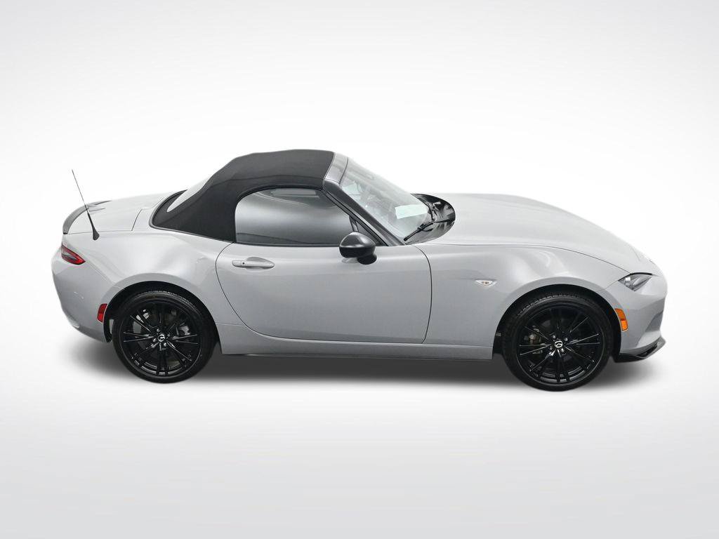 Used 2025 MAZDA MX-5 Miata Club RWD image 22