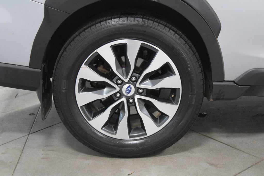 Used 2023 Subaru Outback Limited image 12