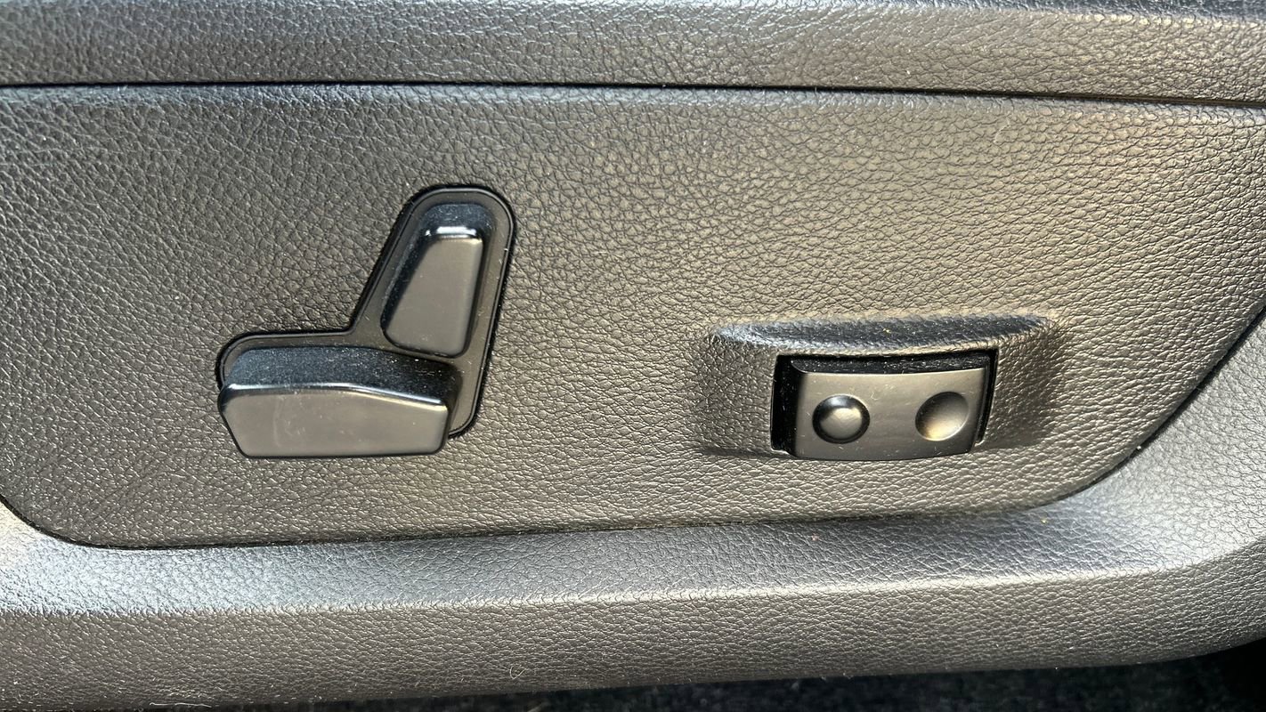 Used 2015 RAM 1500 Big Horn image 33